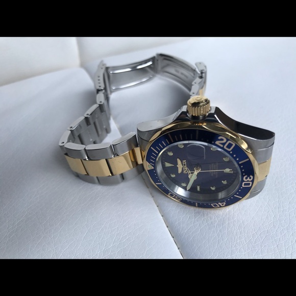 INVICTA WATCH - Picture 2 of 5
